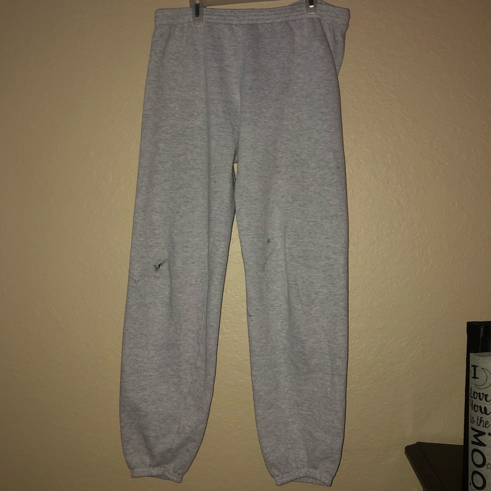 Grey sweatpants !!paint stains!!
